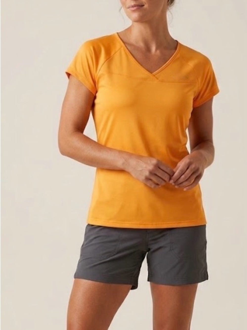 Columbia Vista Ridge Omni-wick Women's Active Fit V-neck T-Shirt Medium
